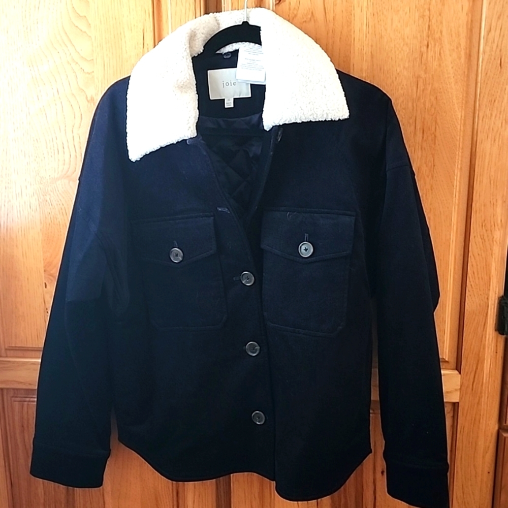 Beautiful Joie jacket in navy
